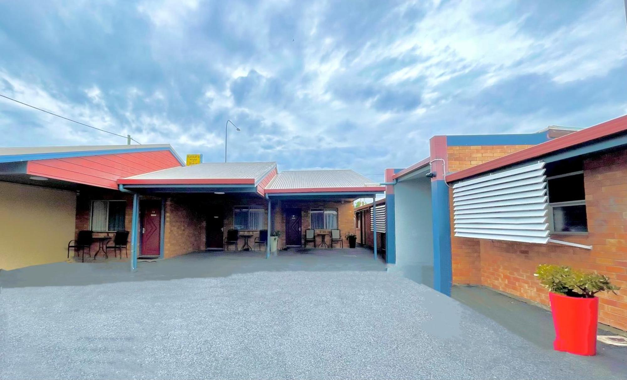 Motel Myall Dalby Eksteriør bilde